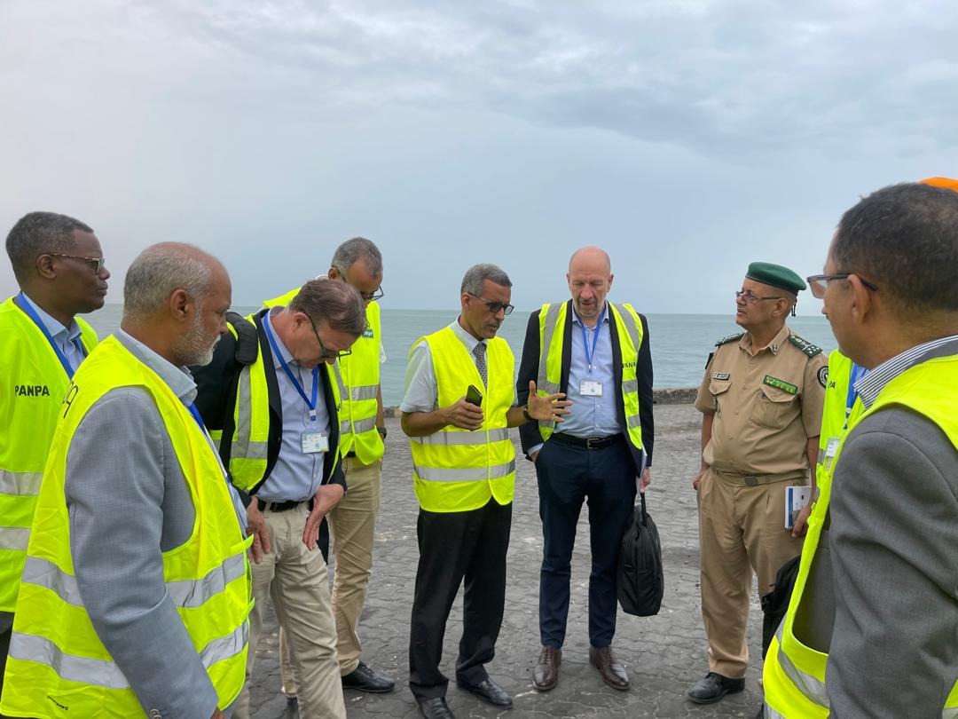 Une délégation onusienne de haut niveau effectue une visite d'information au Port de Nouakchott.